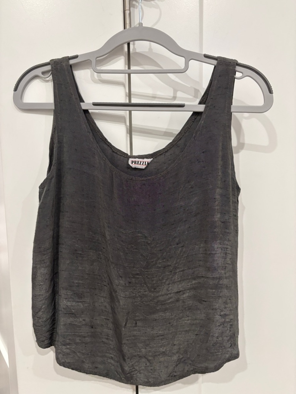Vintage-Texture Charcoal Scoop Tank by Prezzia made in Italy